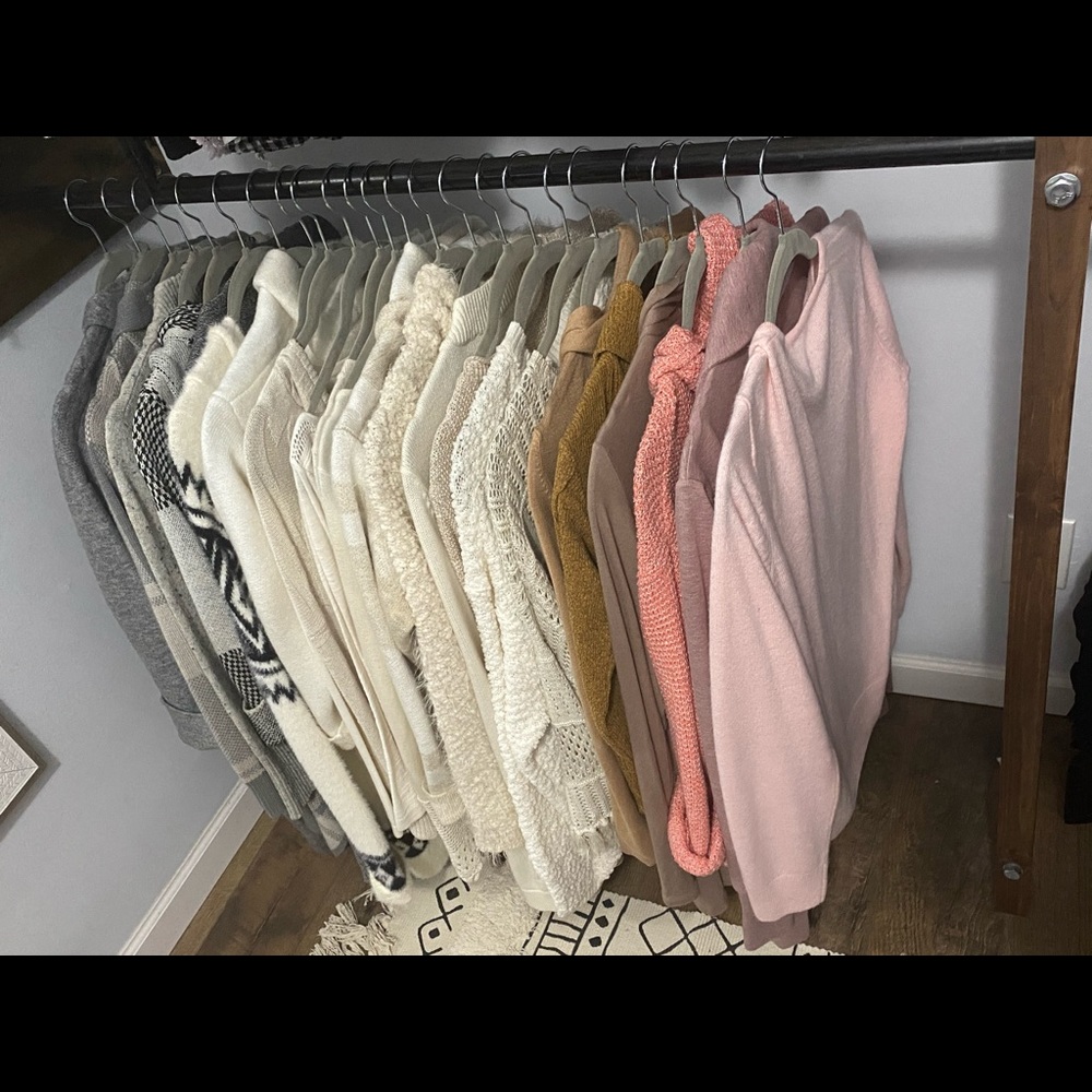 Sweaters And Cardigans - image 3